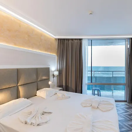 Апартамент Sunny Bay Поморие